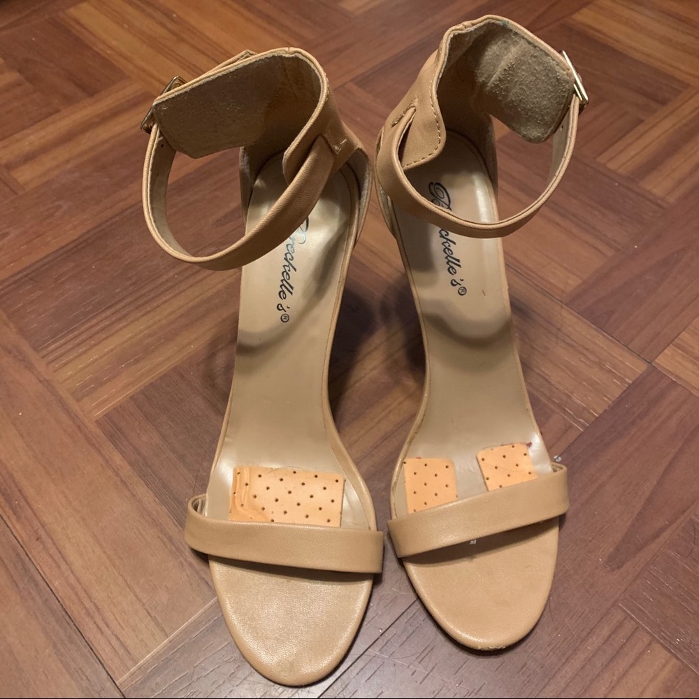 Nude Strappy Heel Pumps size 8 women’s